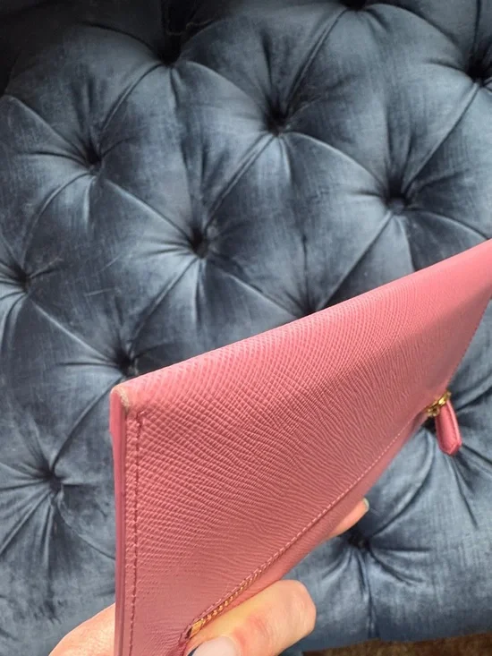 Prada Pink Saffiano Envelope Clutch/wallet with Gold Logo - Picture 5 of 10